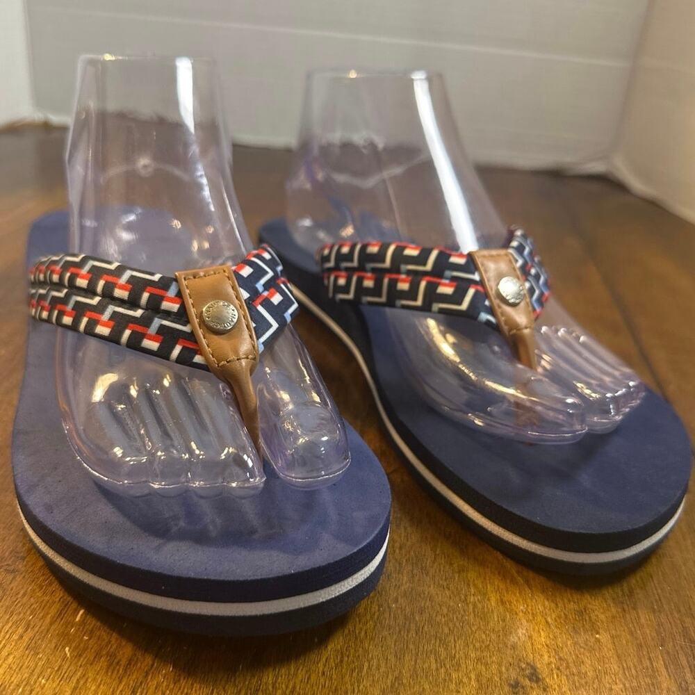 Nautica flip flop sandals slip ons strap women’s size 8.5